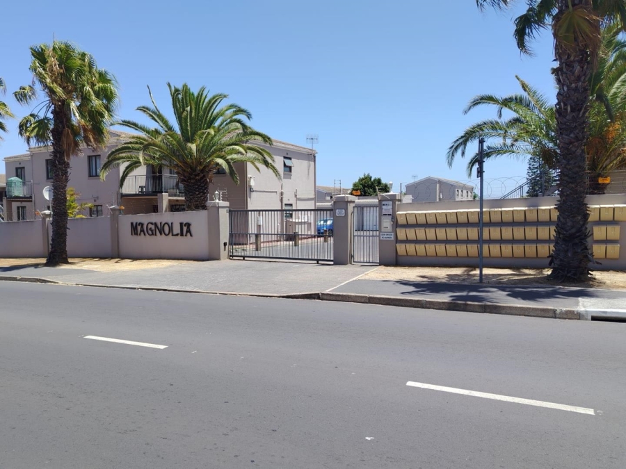 2 Bedroom Property for Sale in St Dumas Western Cape